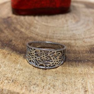 Sterling Silver Flower Ring